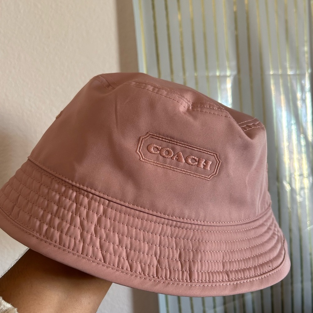 ❌SOLD❌Coach Blush Pink Bucket Hat New without tags